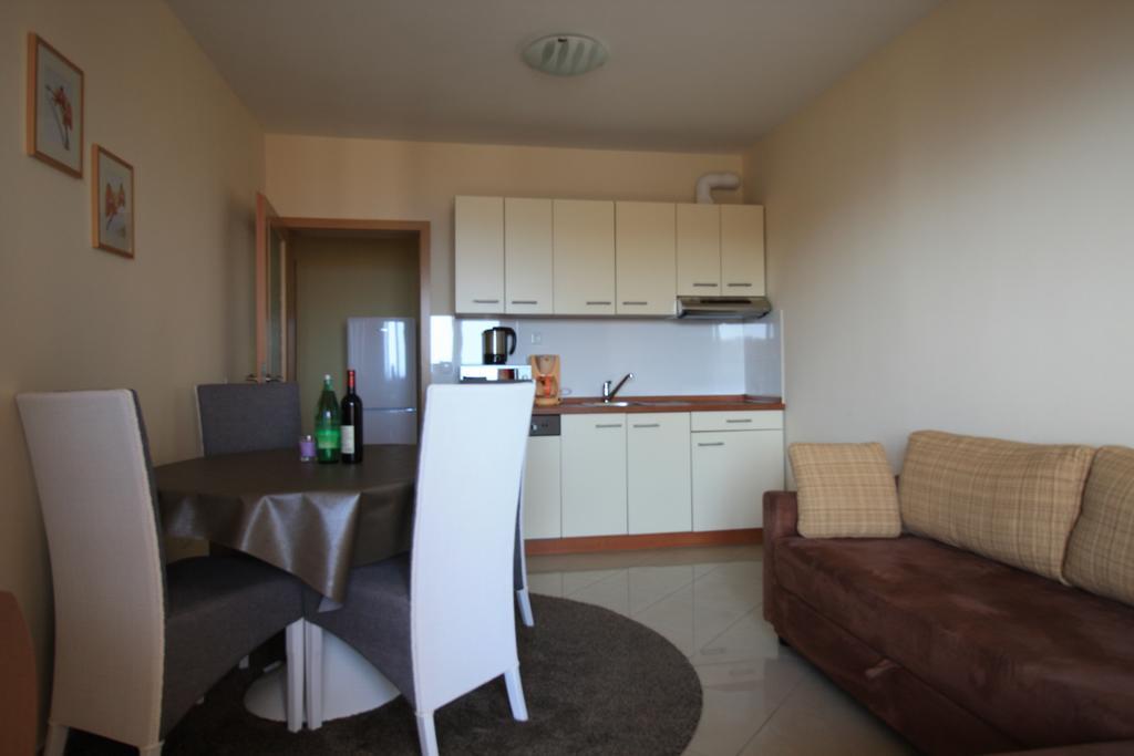 Apartment Dalmatien Traumhaus ماكارسكا المظهر الخارجي الصورة