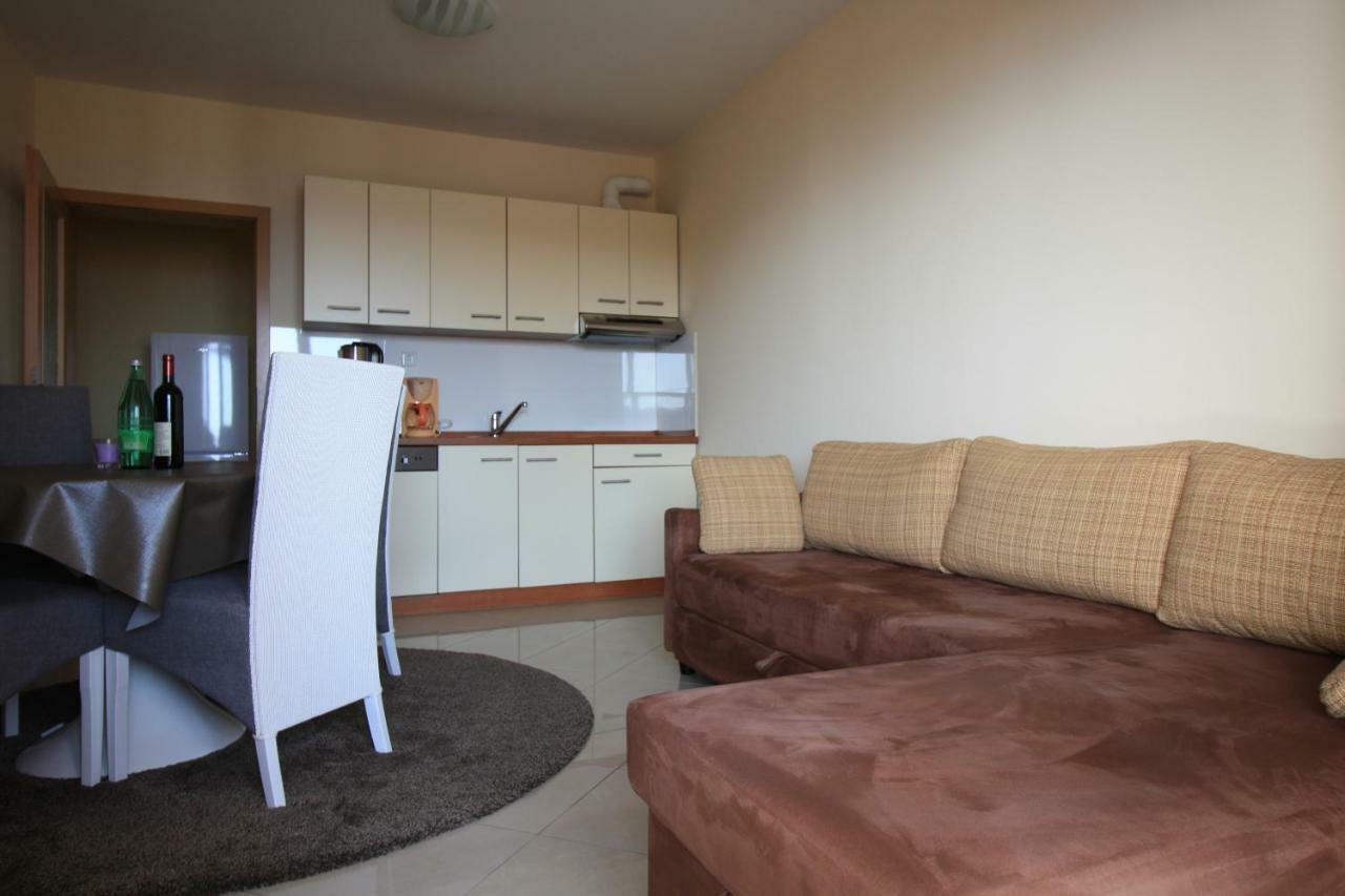 Apartment Dalmatien Traumhaus ماكارسكا المظهر الخارجي الصورة