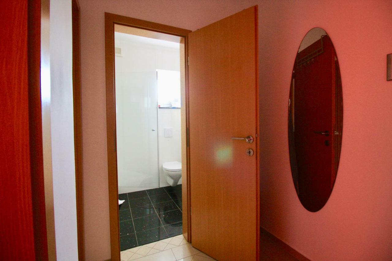 Apartment Dalmatien Traumhaus ماكارسكا المظهر الخارجي الصورة