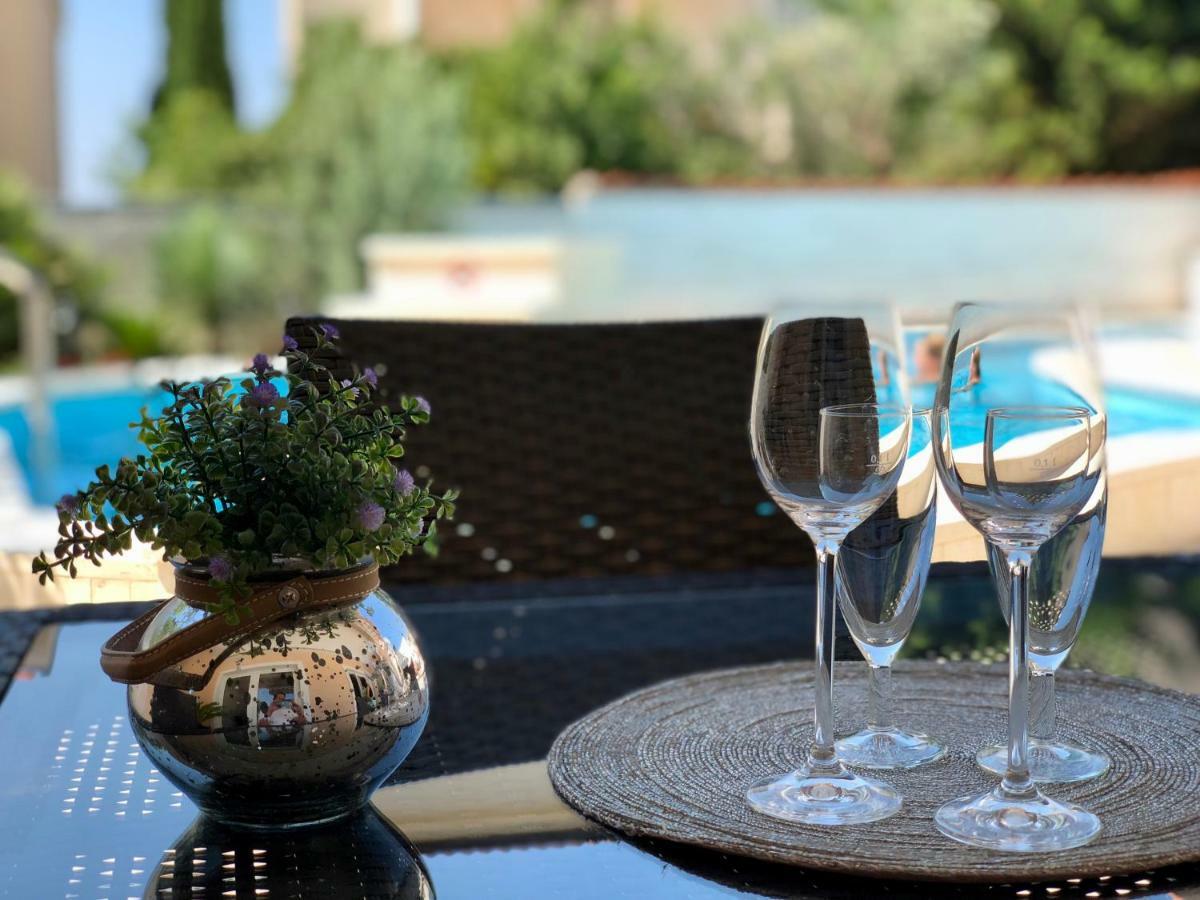 Apartment Dalmatien Traumhaus ماكارسكا المظهر الخارجي الصورة